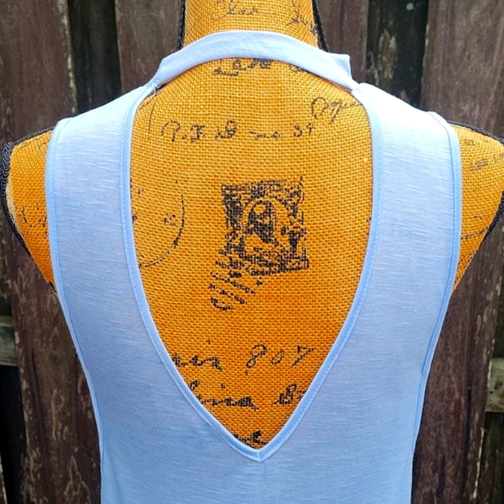 NEW Shein Sleeveless Top with Cut Out Details - Picture 5 of 17